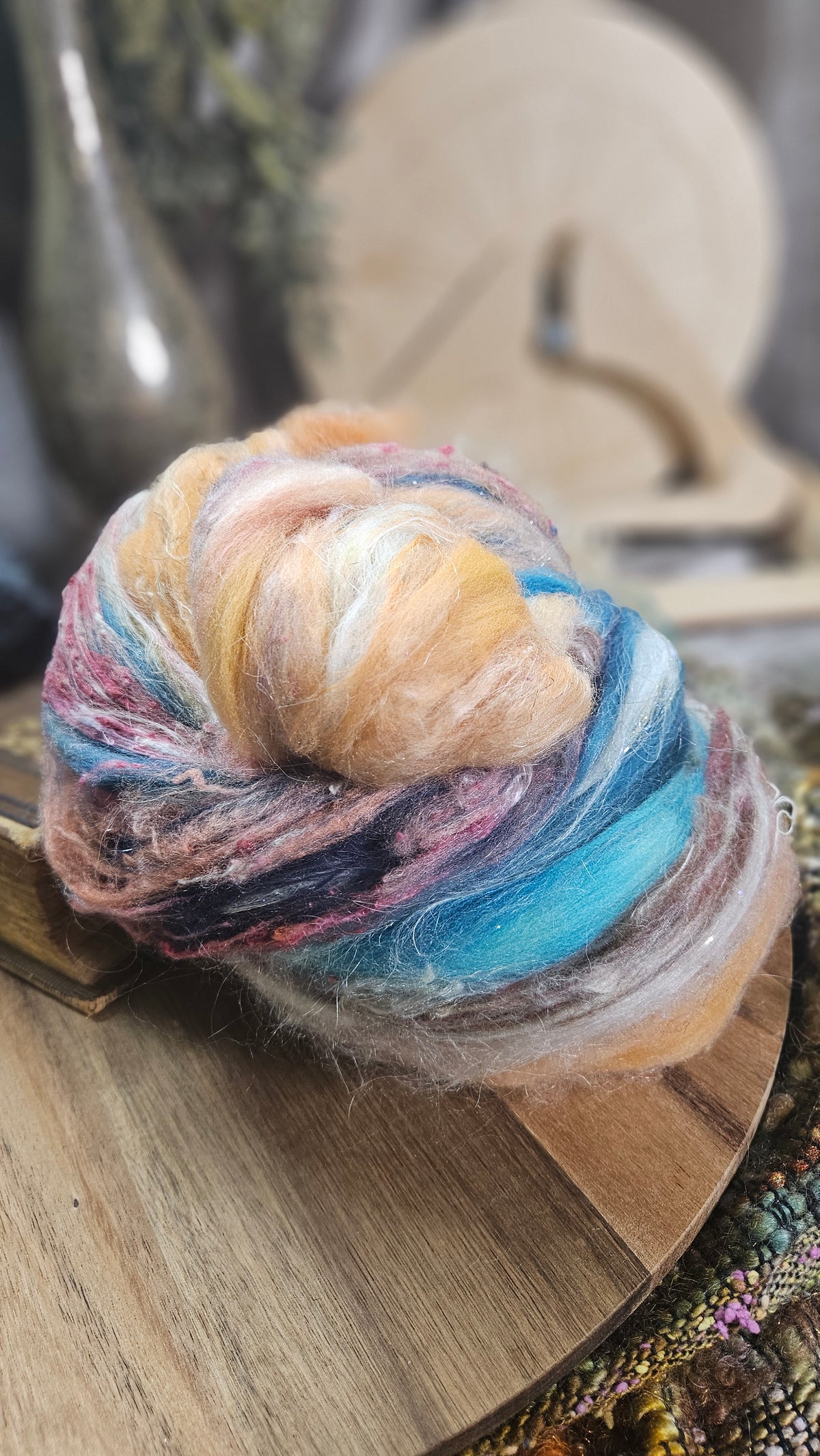 Shaniko Wool Silk Flax Neauveau Art Batt 900 - 3.7 oz