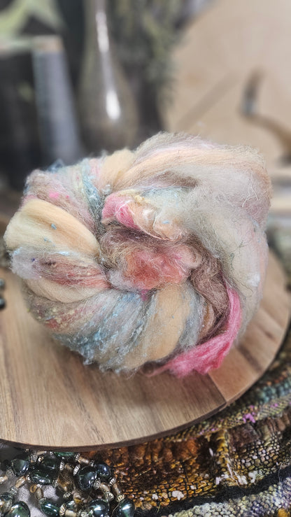 Shaniko Wool Silk Flax Neauveau Art Batt 901 - 3.2 oz