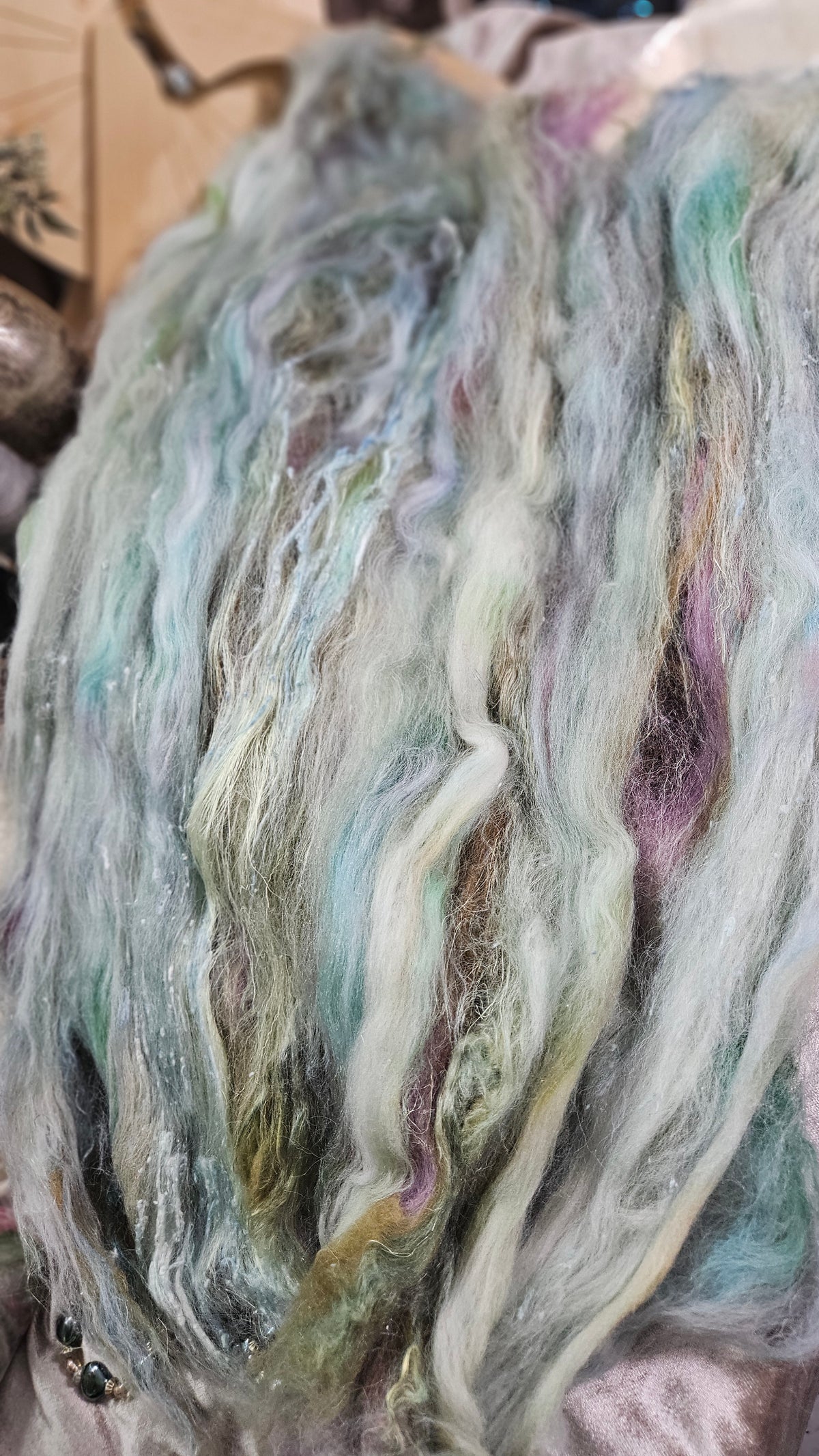 Shaniko Wool Silk Flax Neauveau Art Batt 908 - 3.8 oz