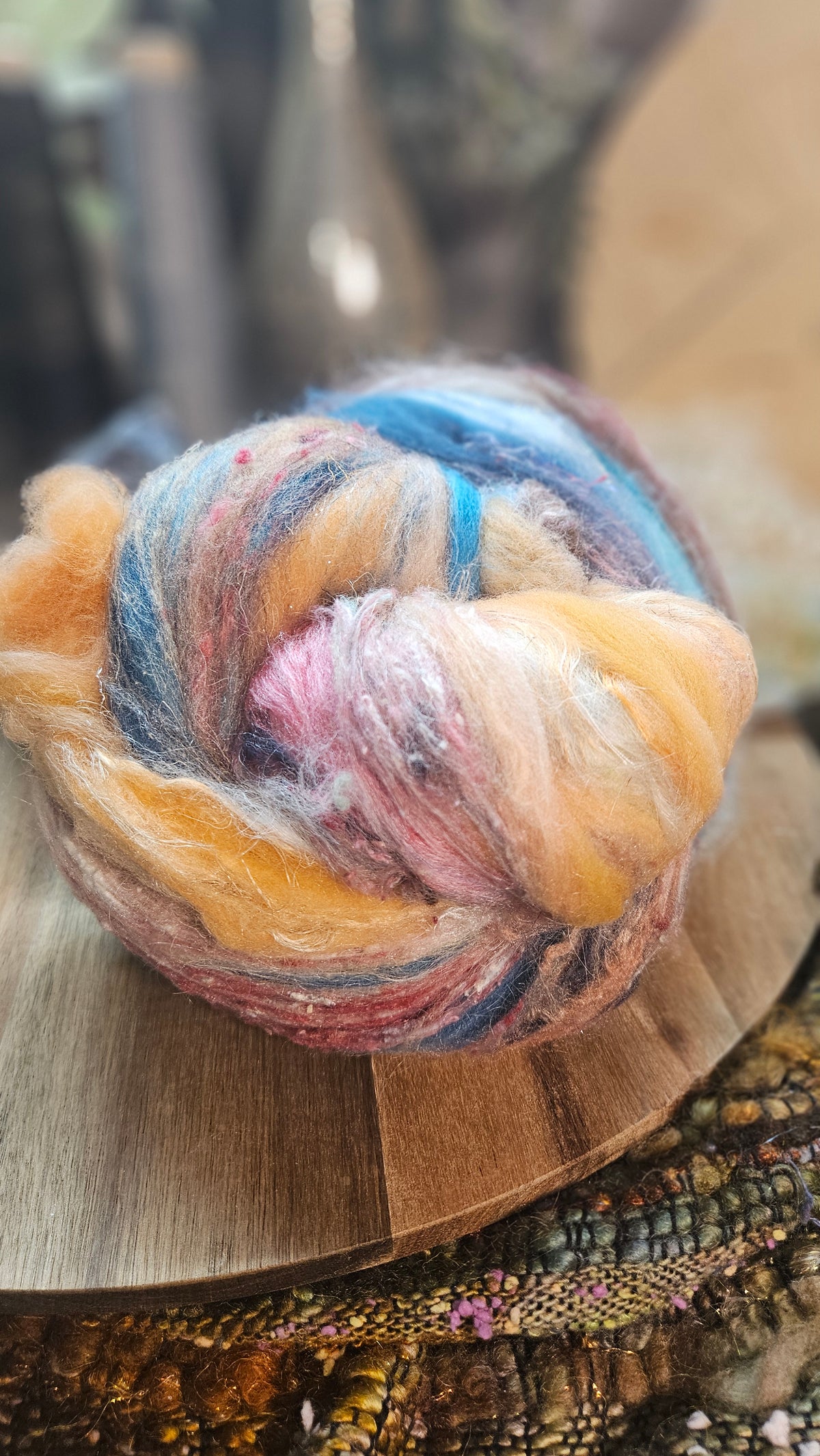 Shaniko Wool Silk Flax Neauveau Art Batt 900 - 3.7 oz