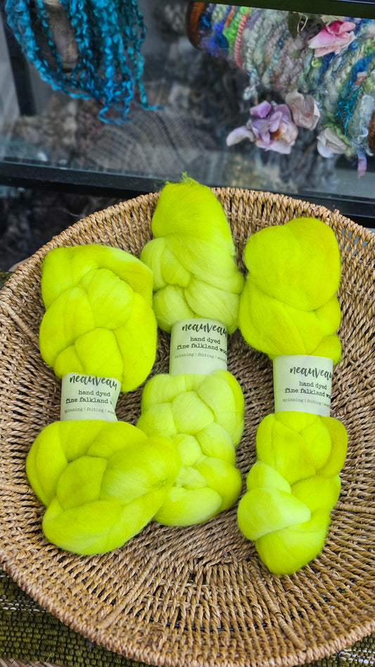 Denali - hand dyed fine wool roving for felting and blending - 2 ounces | 57 grams