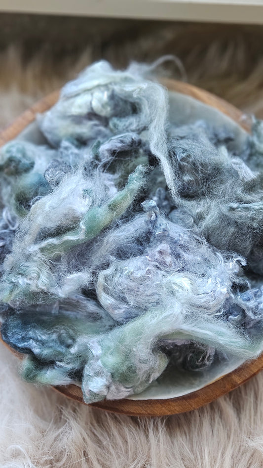 Mangosteen - hand-dyed fine wool and silky bamboo mill ends - 5 oz |  142 g