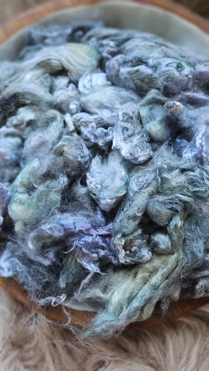 Mangosteen - wool & bamboo blend for spinning & felting - 5 oz |  142 g