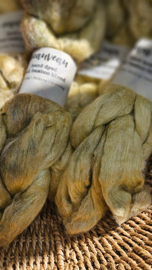 Barley Pearl - wool bamboo roving for felting and blending - 2 ounces | 57 grams