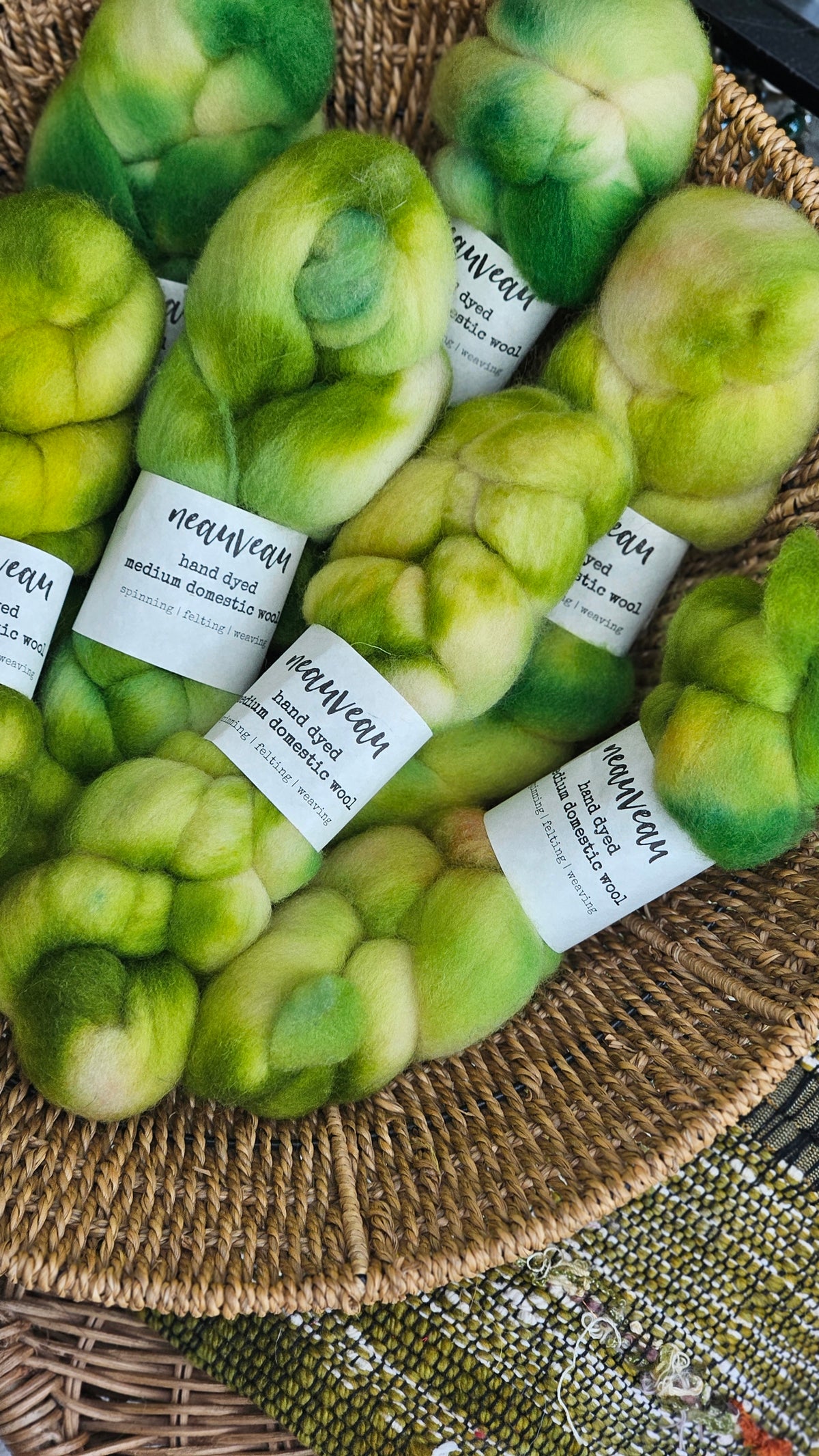 Lorikeet - hand dyed domestic wool roving for felting and blending - 2 ounces | 57 grams