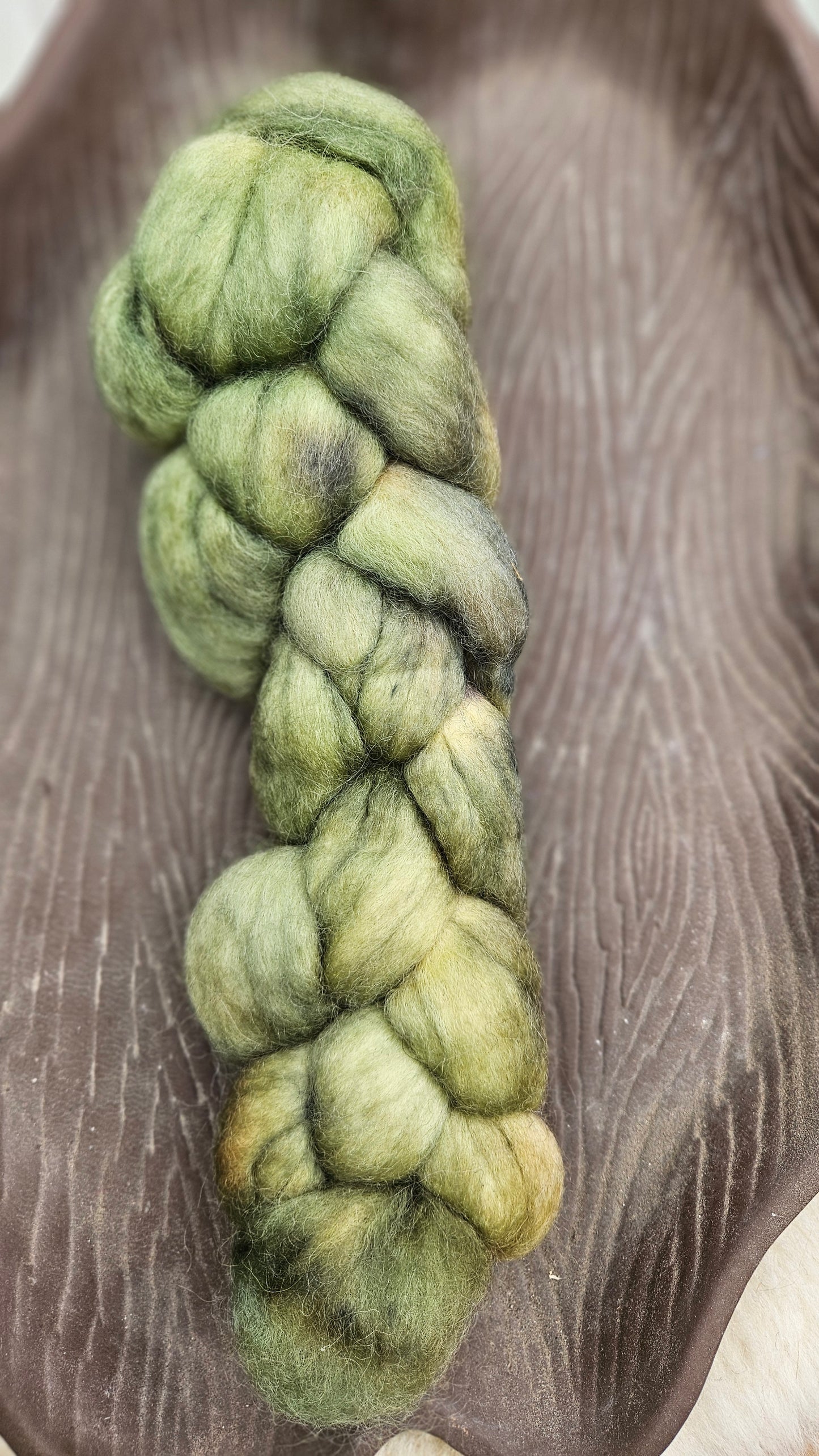 Hand-dyed Luxe Longwool Roving for felting and spinning - 2.9 oz | GR07