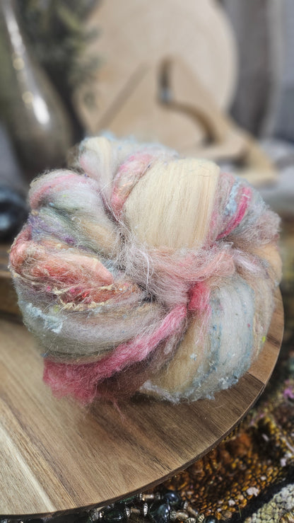 Shaniko Wool Silk Flax Neauveau Art Batt 901 - 3.2 oz