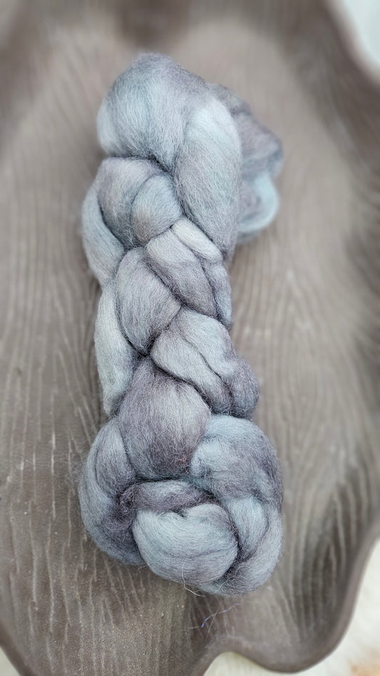 Hand-dyed Luxe Longwool Roving for felting and spinning - 2.6 oz | BL03