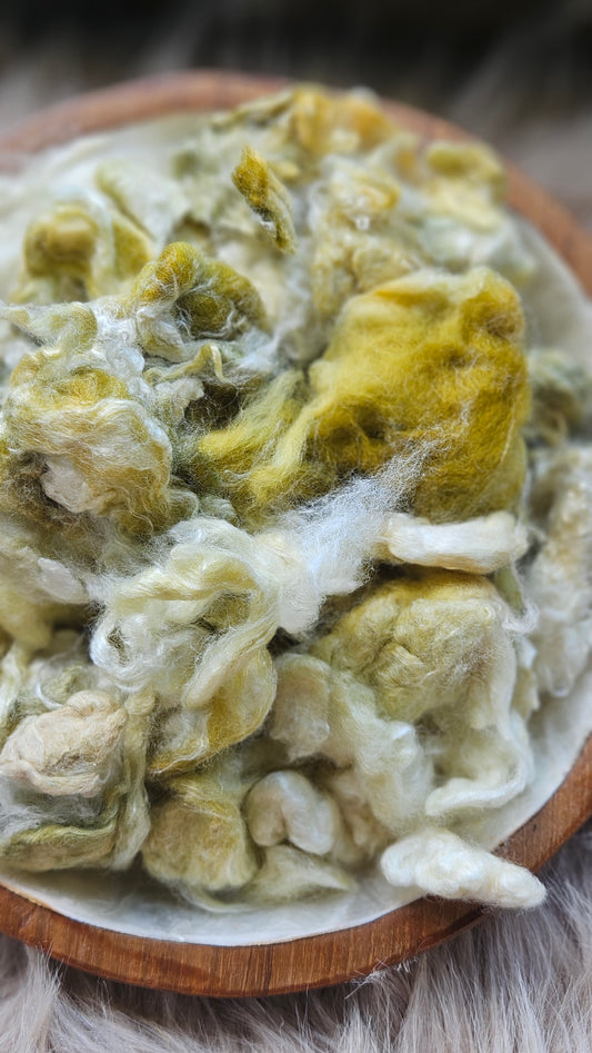 Plantain - hand-dyed fine wool and silky bamboo mill ends - 5 oz |  142 g