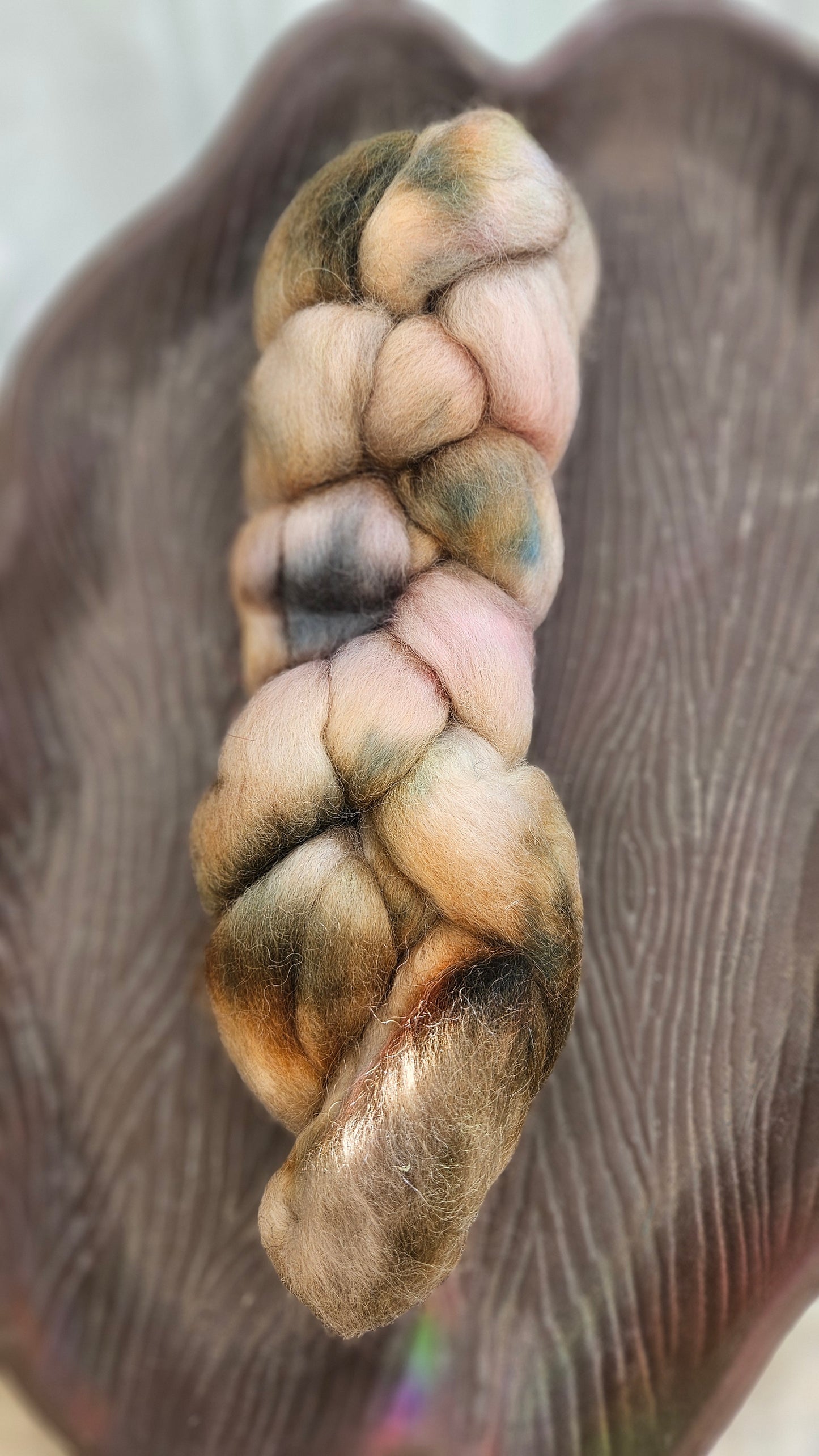 Hand-dyed Luxe Longwool Roving for felting and spinning - 2.8 oz | NU12