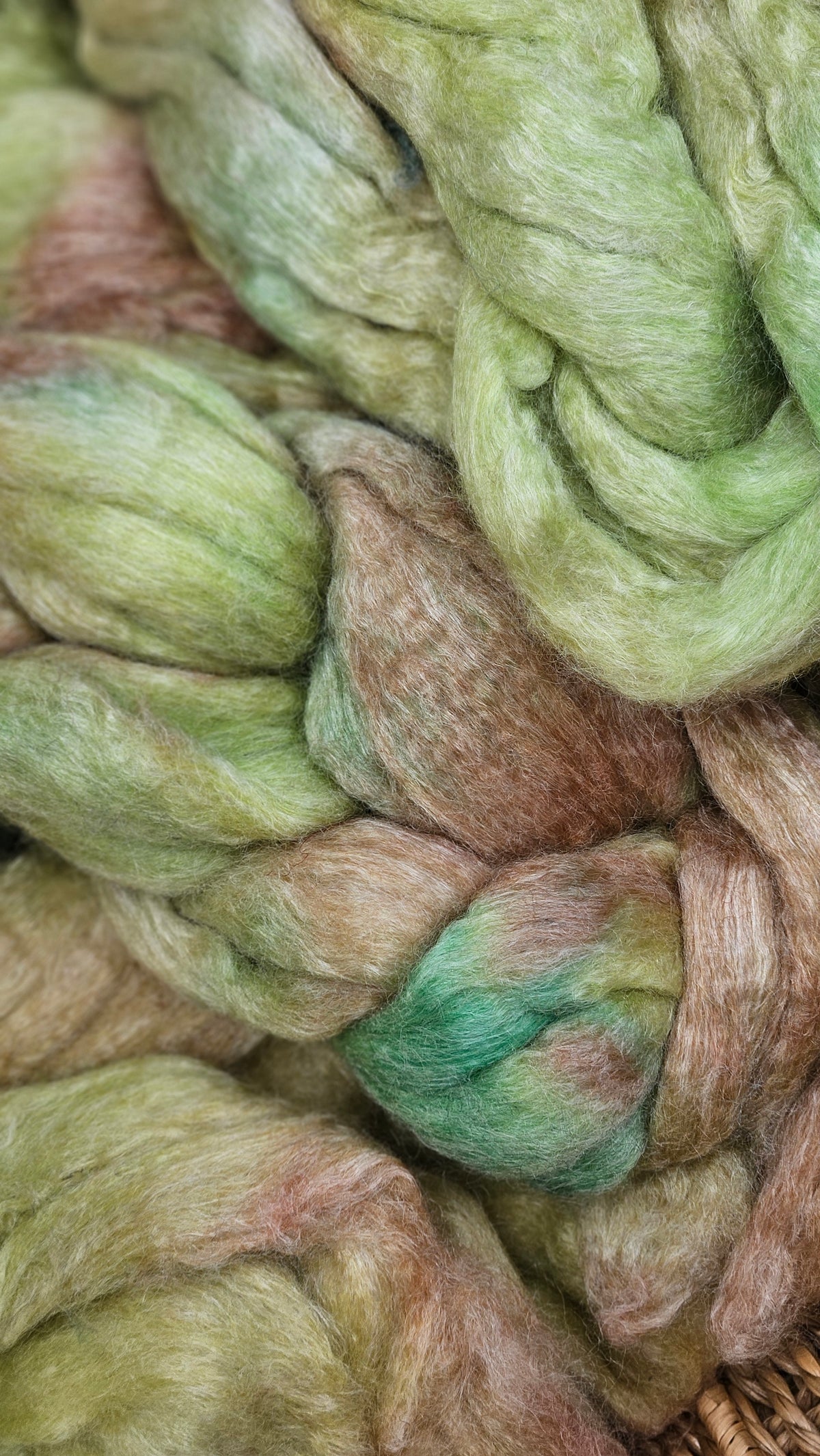 Spring Pearl - wool bamboo roving for felting and blending - 2 ounces | 57 grams