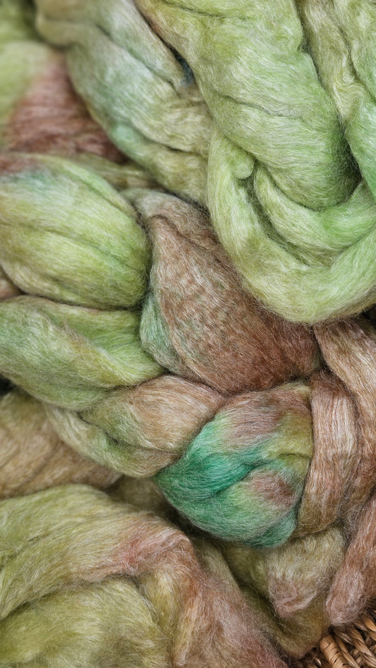 Spring Pearl - wool bamboo roving for felting and blending - 2 ounces | 57 grams