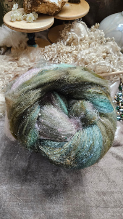 Shaniko Wool Silk Flax Neauveau Art Batt 2005 - 5.0 oz | 142 g (Copy)