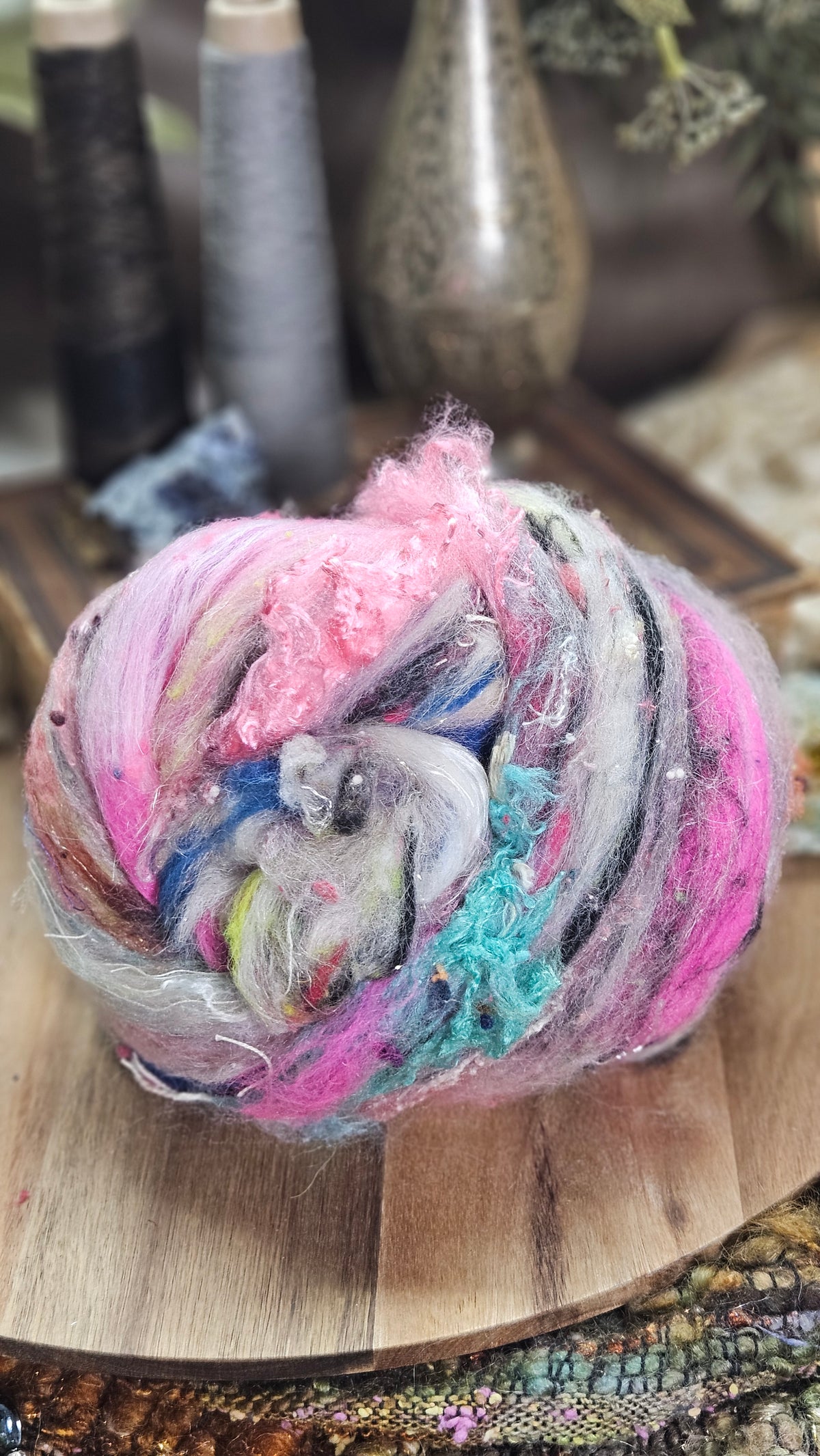 Shaniko Wool Silk Flax Neauveau Art Batt 905 - 3.8 oz