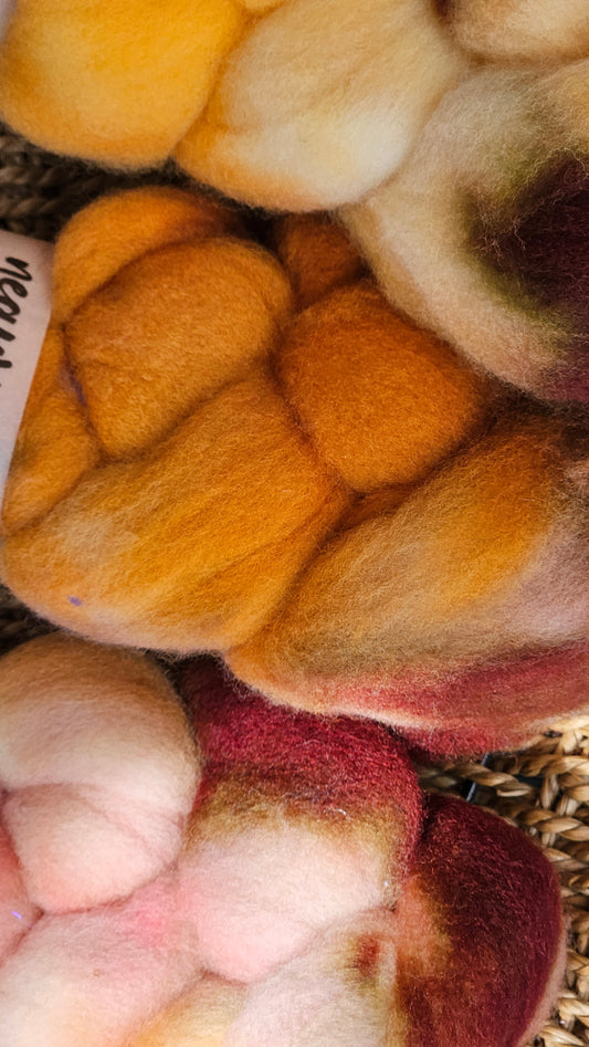 Weebill - hand dyed domestic wool roving for felting and blending - 2 ounces | 57 grams