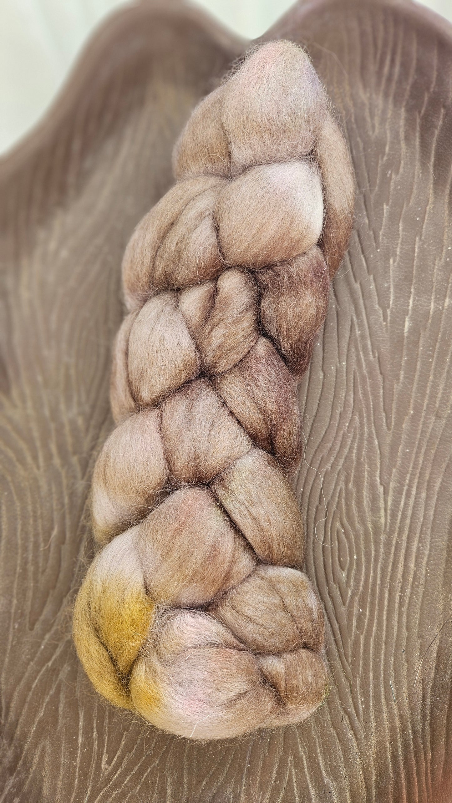 Hand-dyed Luxe Longwool Roving for felting and spinning - 2.8 oz | NU08