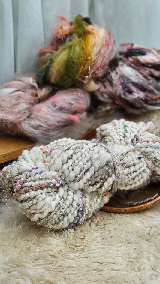 ACACALLIS - Bulky Handspun Art Yarn XL Skein - 124 yards | 6.4 ounces | 181 grams