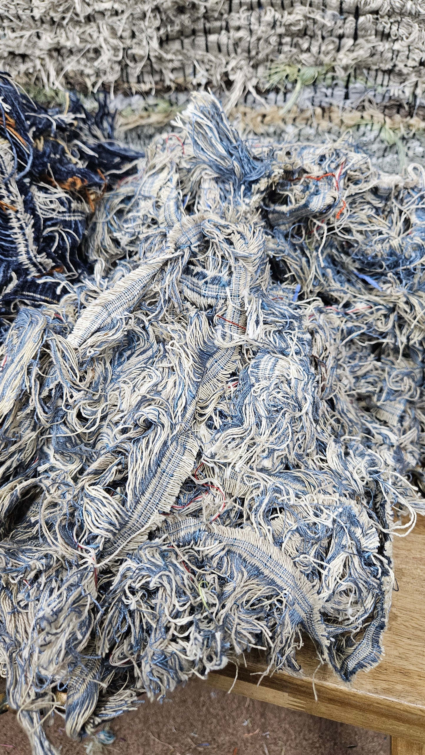 BULK 01 - shaggy fringe ribbon for tapestry weaving and fiber art - 4 POUNDS