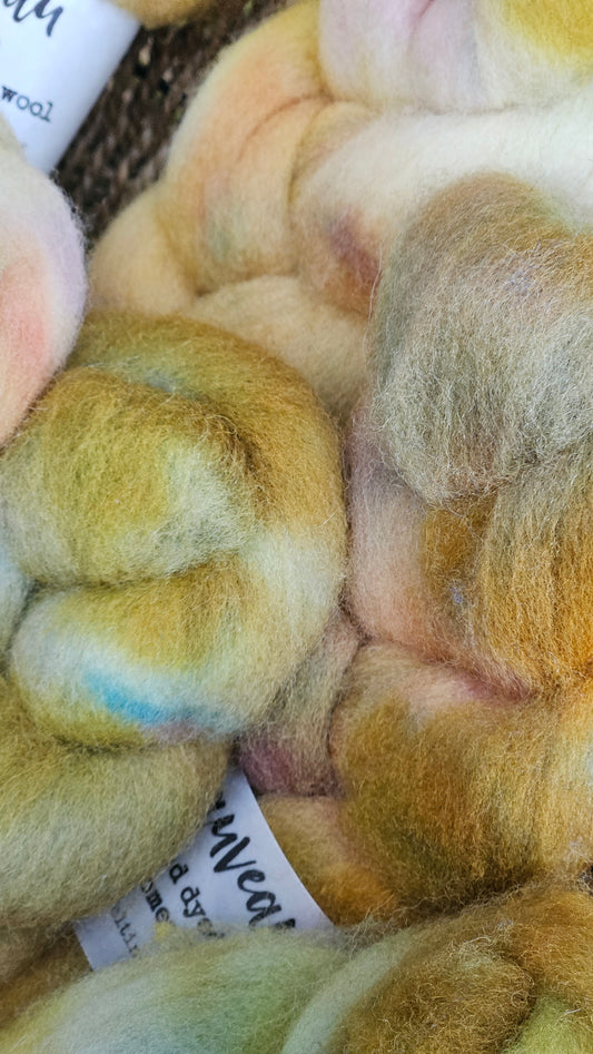 Hummingbird - hand dyed domestic wool roving for felting and blending - 2 ounces | 57 grams